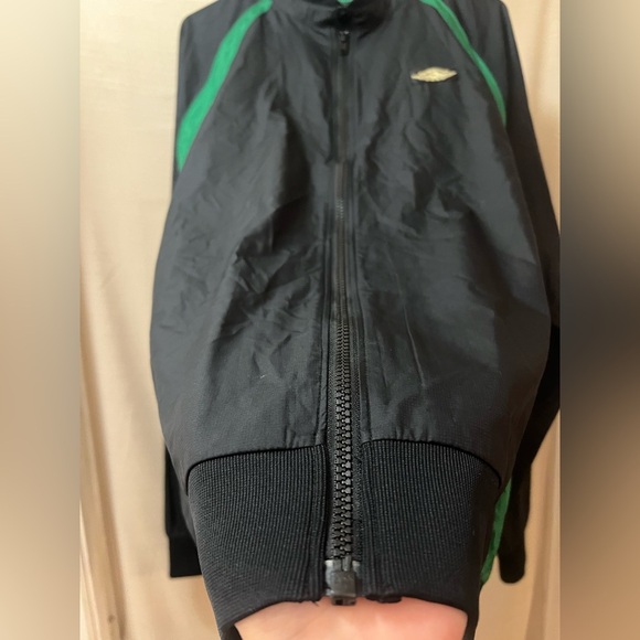 Jordan Black and Green Windbreaker Jacket Men’s Size XXL Sporty Zip Up Classic - Picture 3 of 10
